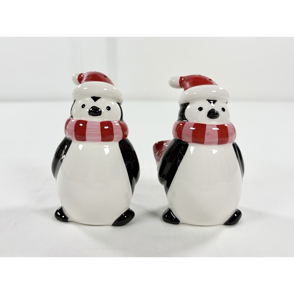 Target Threshold Christmas Penguin Salt and Pepper Shakers Ceramic Holiday Set